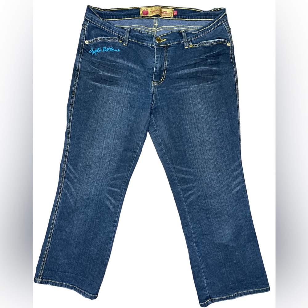 Vintage Apple Bottom Capri Jeans Y2K Women’s Size 11/12 Denim Booty Jeans